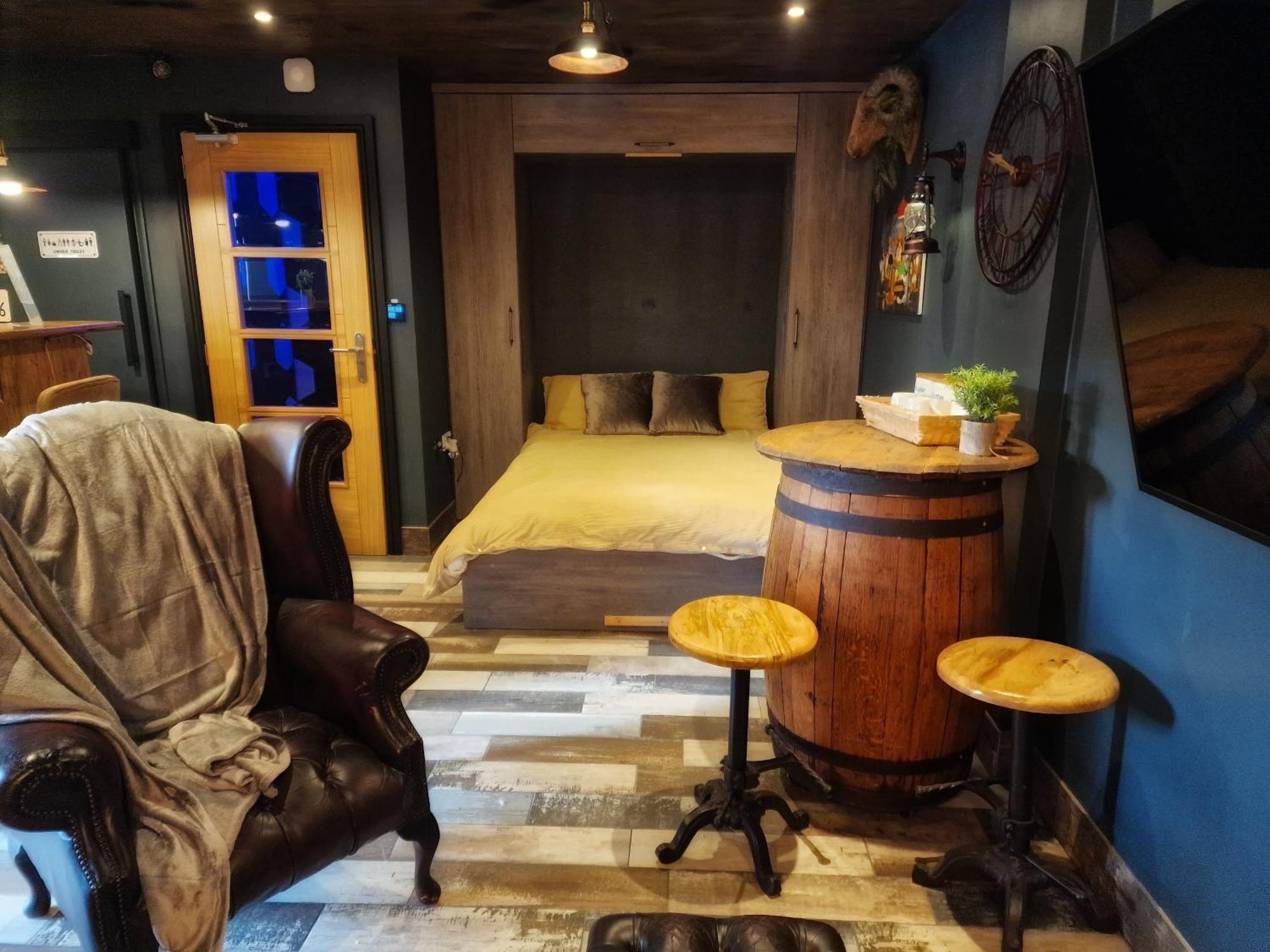 The Pub - Unique & Authentic Experience - Free Parking!, 5 Minutes From Airbus And The Mall Cribbs Bristol Exteriér fotografie